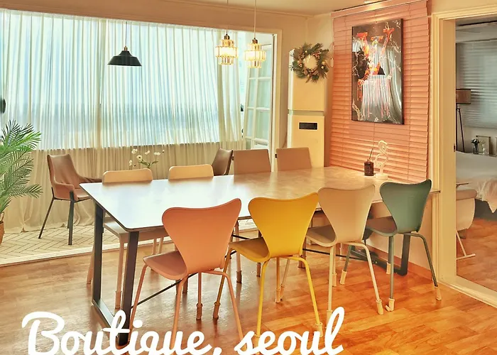 Spacious 3br Near Yeouido, Up To 10, 5 Min Metro Seoul