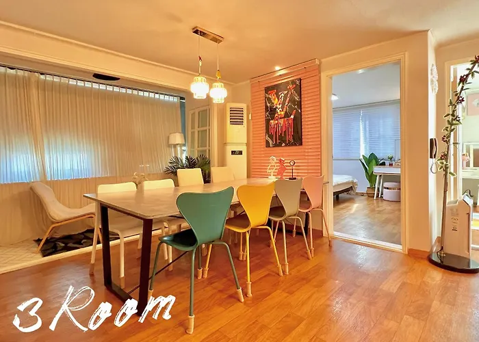 Apartment Spacious 3br Near Yeouido, Up To 10, 5 Min Metro