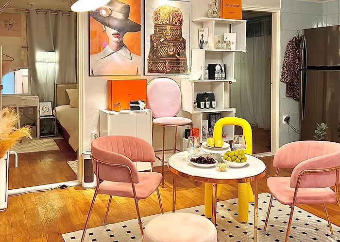Apartment Spacious 3br Near Yeouido, Up To 10, 5 Min Metro *