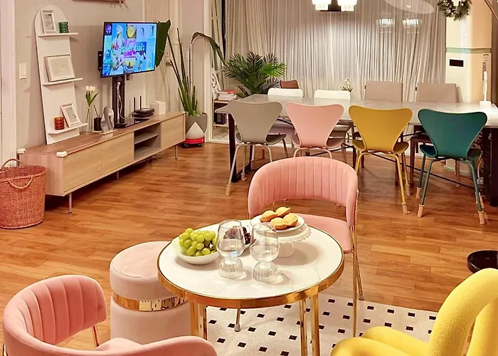 Apartment Spacious 3br Near Yeouido, Up To 10, 5 Min Metro *